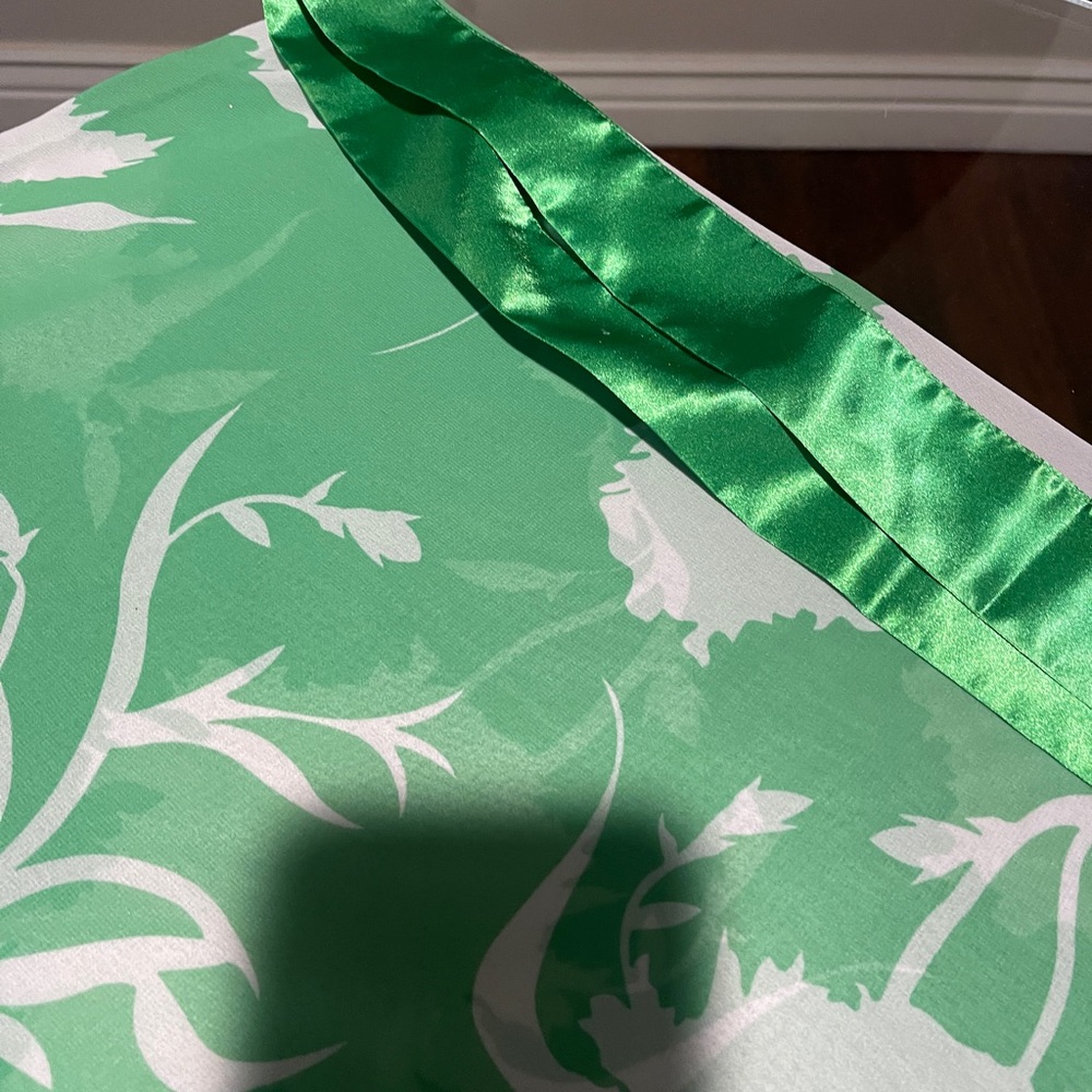 Venus green dress - Picture 3 of 5